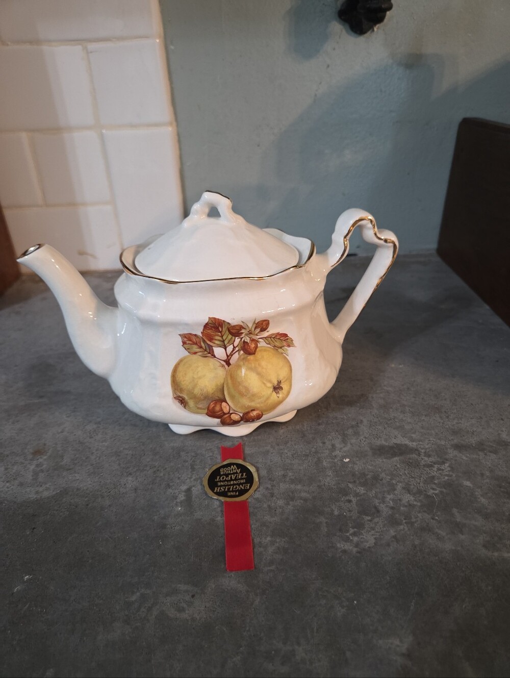 Vintage Arthur Wood England Ironstone Fruit Nut Motil Rare Foil Label.